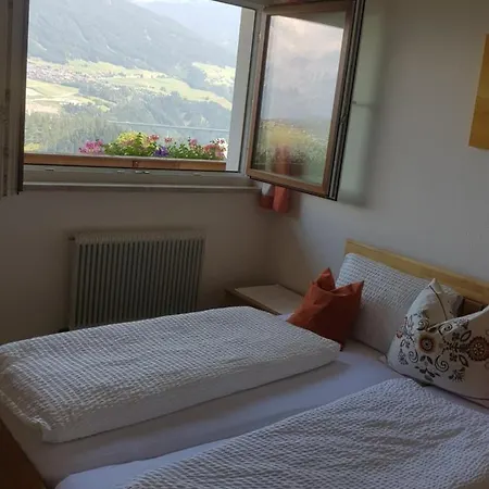 Panorama Apartment *